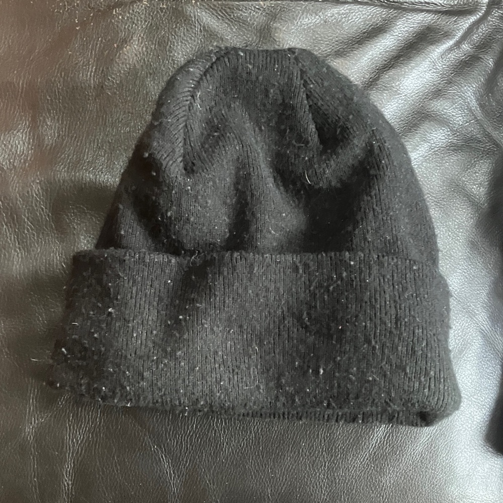 Black Knit Beanie with warm lining